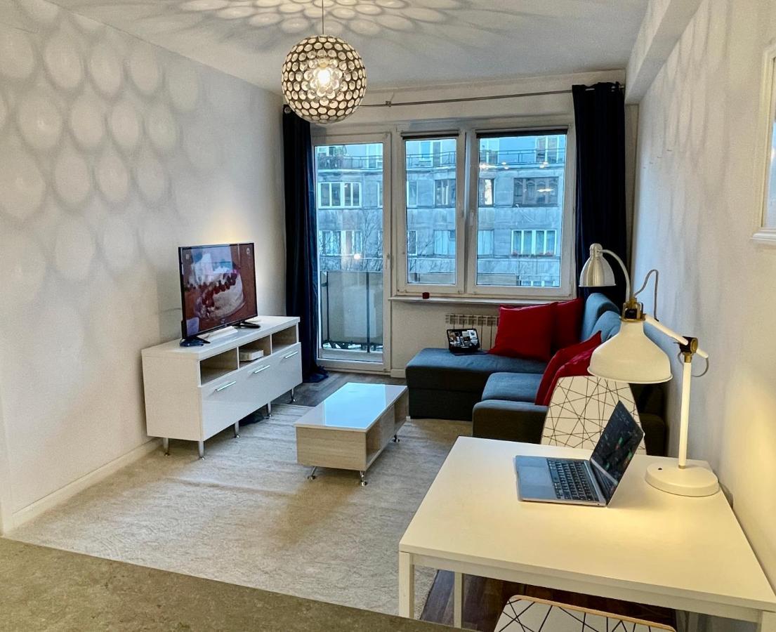 דירות ורשה Decor 2 Metro Fast Wifi 55'Tv Netflix Hbo Cozy מראה חיצוני תמונה